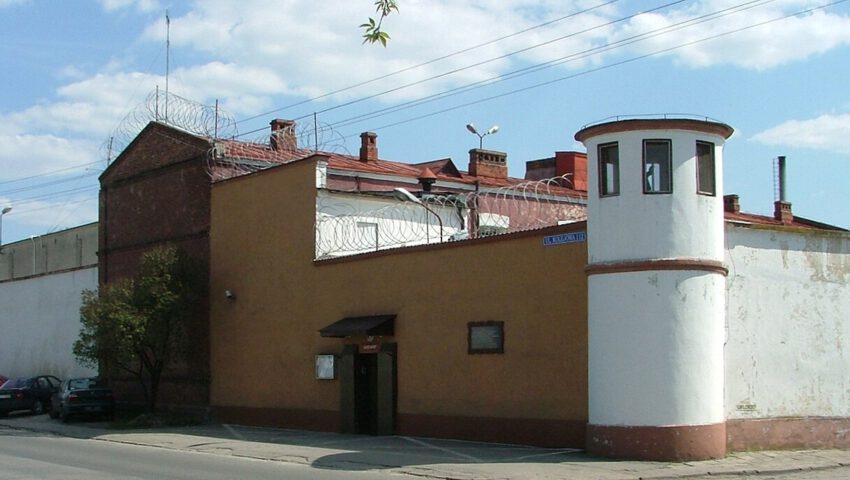 KO będzie wypuszczać więźniów. Mowa o 20 tysiącach skazanych
