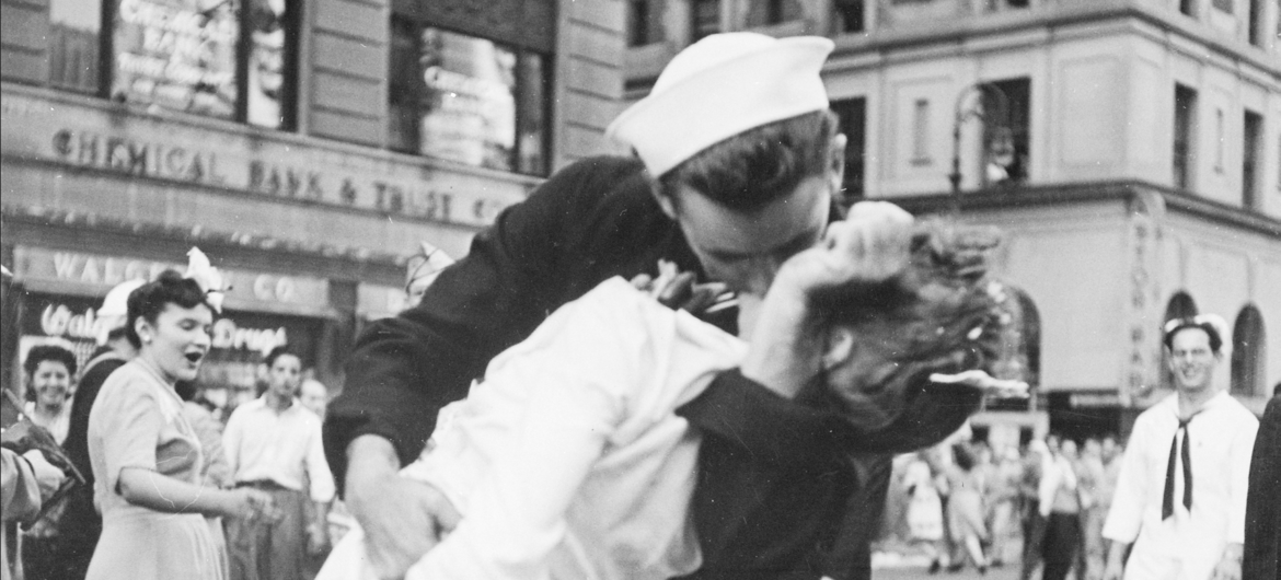 Rząd USA zakazał używania legendarnego zdjęcia. Szybko się z tego wycofali