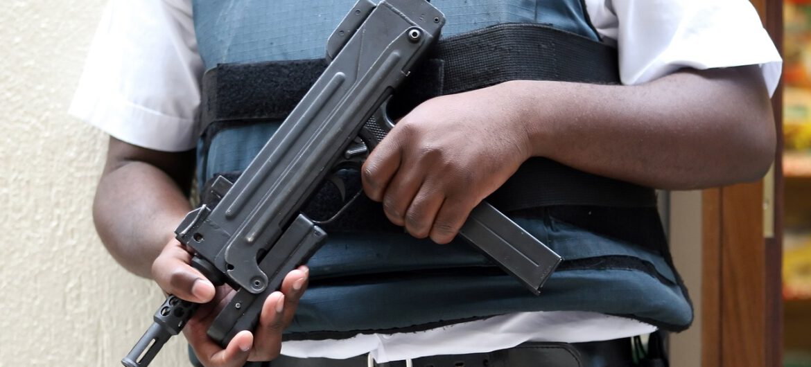 Francja maksymalnie zwiększyła poziom zagrożenia terrorystycznego