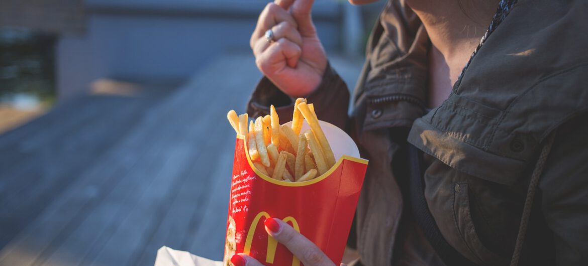 Perfumy o zapachu frytek. Sieć fast food wypuszcza nietypowy produkt