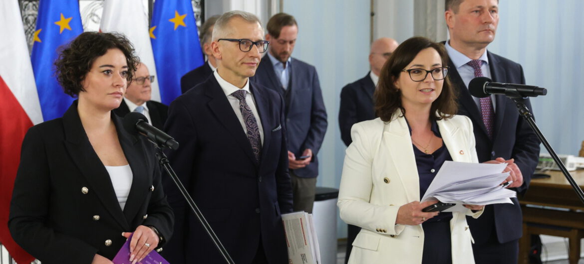 Zmienią prawo aborcyjne uchwałą sejmową? Posłanka Lewicy: po uchwale Sejmu ws. TK wyrok ws. aborcji stanie się niewiążący