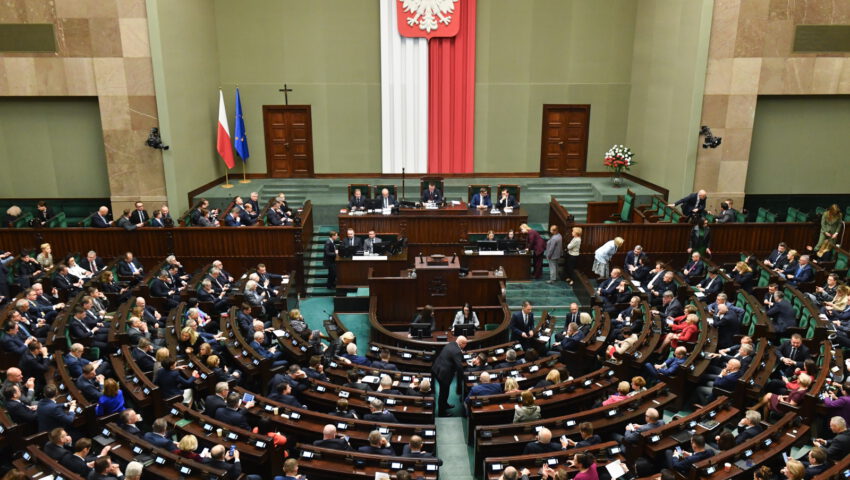 Znany poseł wydał oświadczenie. “Odchodzę na własnych warunkach”