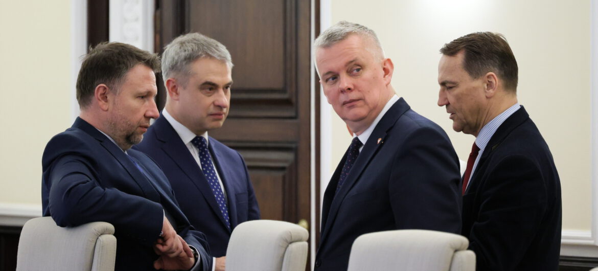 Ależ im się śpieszy. Siemoniak: projekt ustawy o likwidacji CBA jest gotowy
