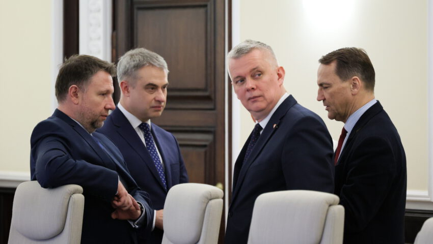 Ależ im się śpieszy. Siemoniak: projekt ustawy o likwidacji CBA jest gotowy