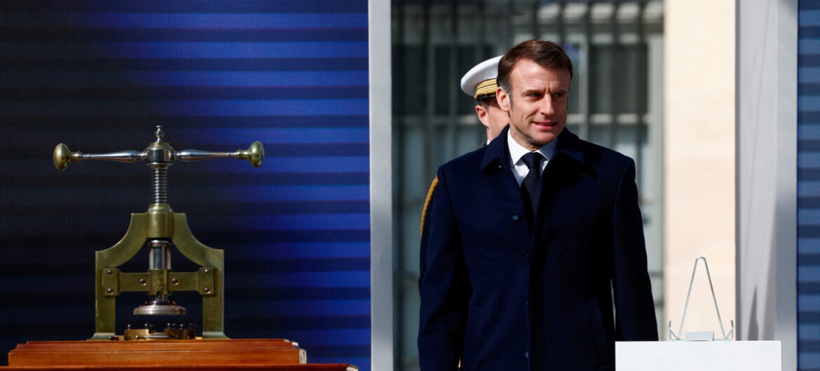 Macron po raz kolejny przełożył wizytę na Ukrainie