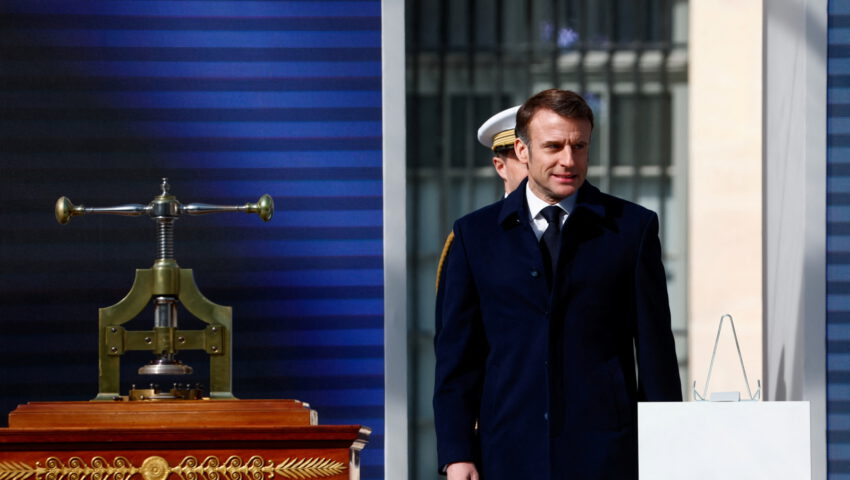 Macron po raz kolejny przełożył wizytę na Ukrainie