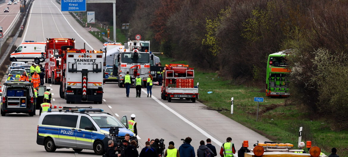 Tragiczny wypadek autobusu Flixbusa. Nie żyje 5 osób