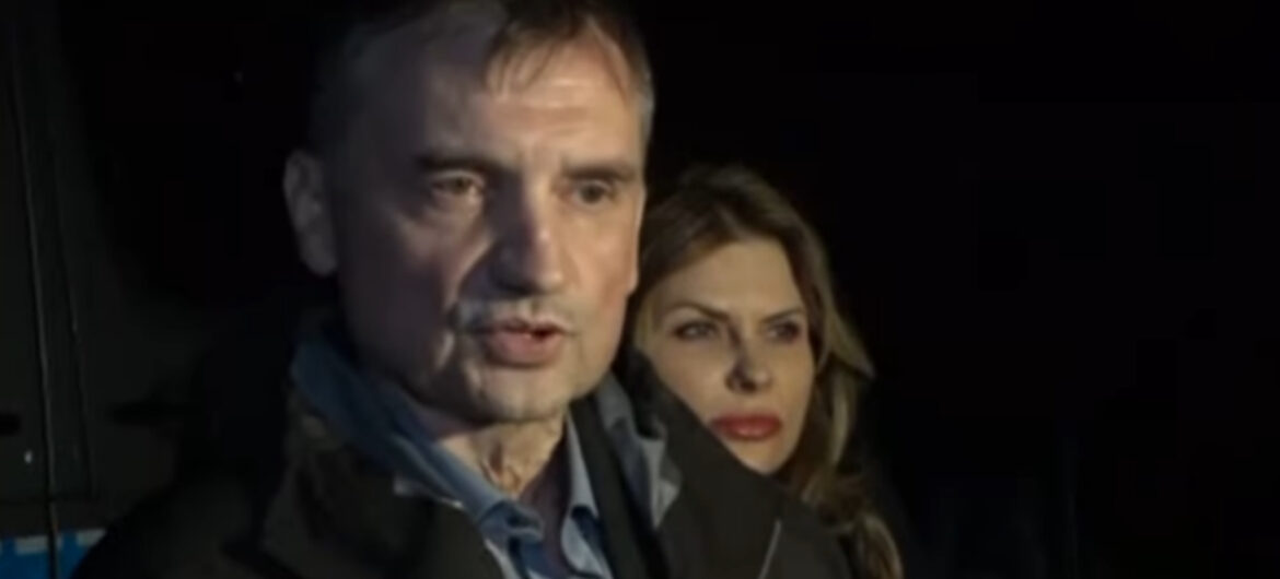 Nagonka na Zbigniewa Ziobrę trwa. Z powodu choroby, nie stanął przed komisją – wzywają go jeszcze raz