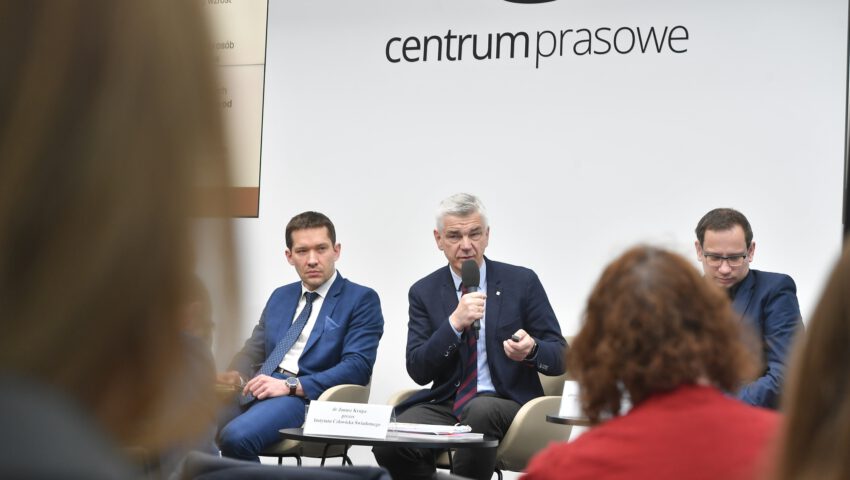 ICŚ: 8 mln Polaków regularnie pali, a 70 tys. umiera corocznie z powodu chorób odtytotniowych