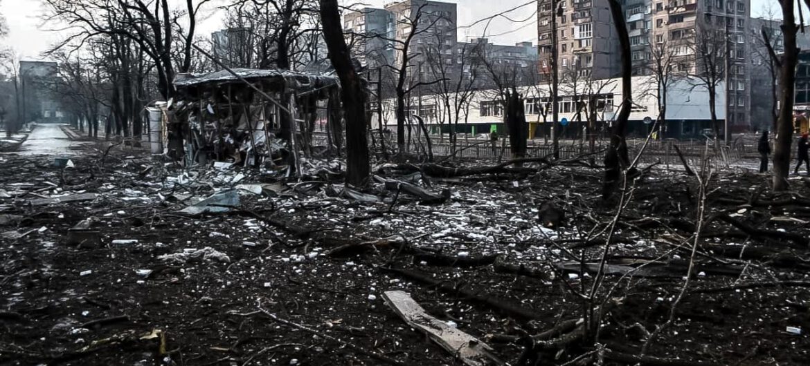 Rosjanie zniszczyli Mariupol. Niemieckie firmy zarabiają na jego odbudowie