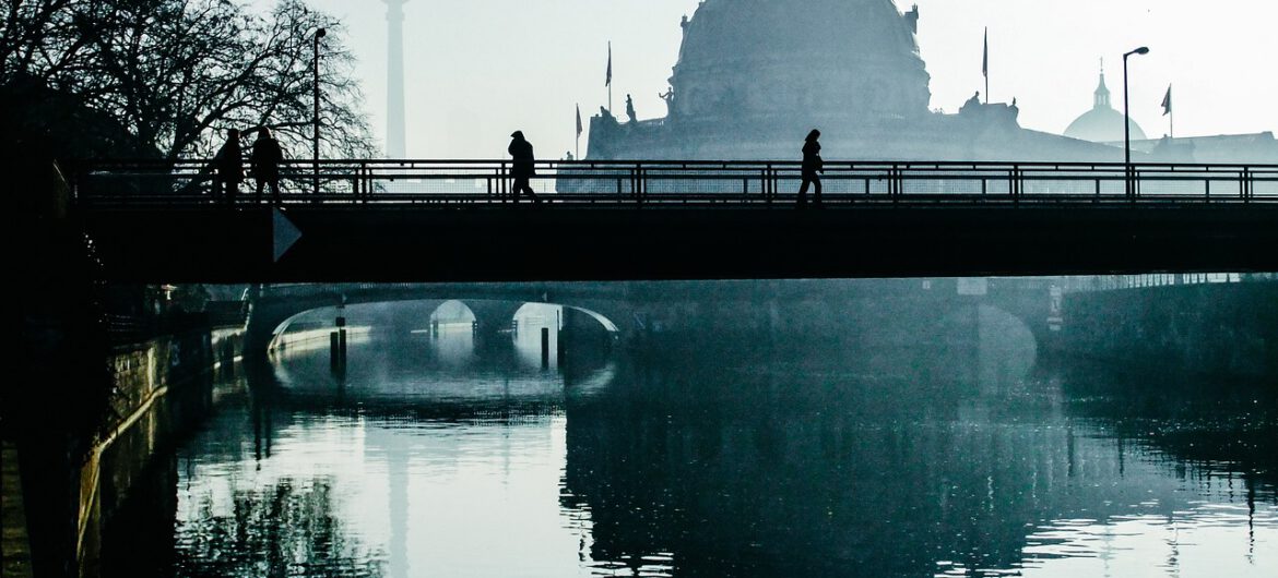 Władze Berlina chcą wystawić pomniki imigrantom