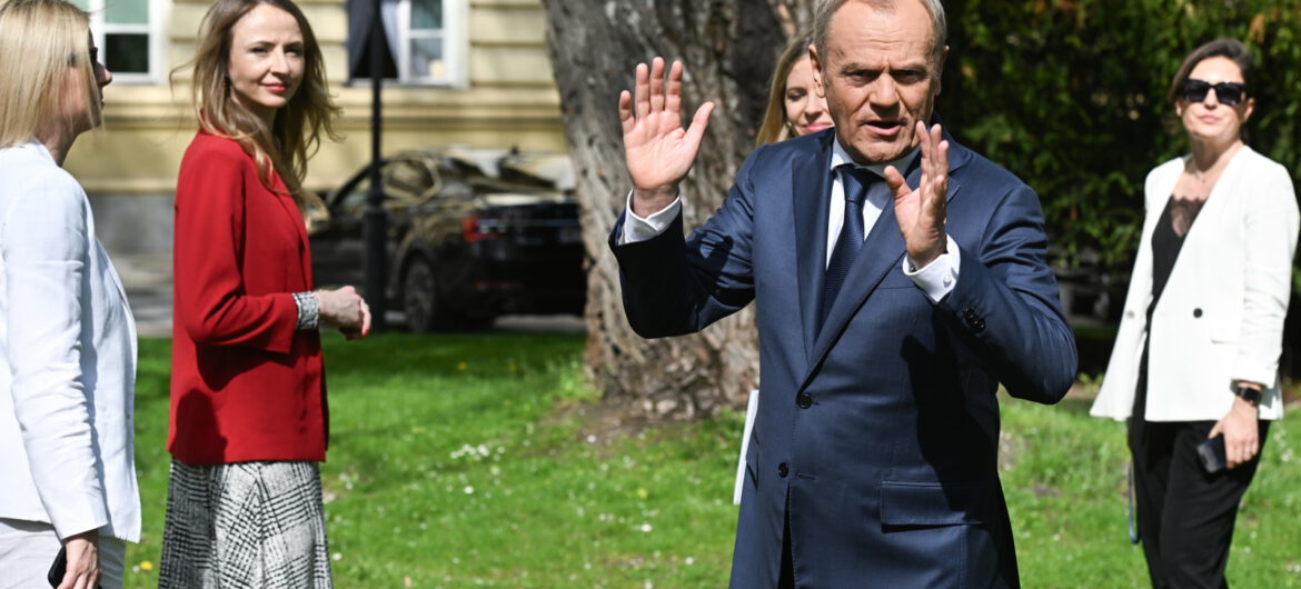 Jednak nie będzie benzyny za 5,19 zł. Tusk wycofuje się ze swoich słów
