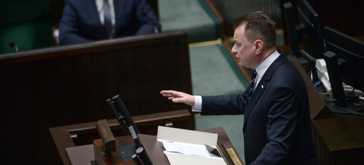 Mariusz Błaszczak: Kierwiński zhańbił mundur polskiego policjanta