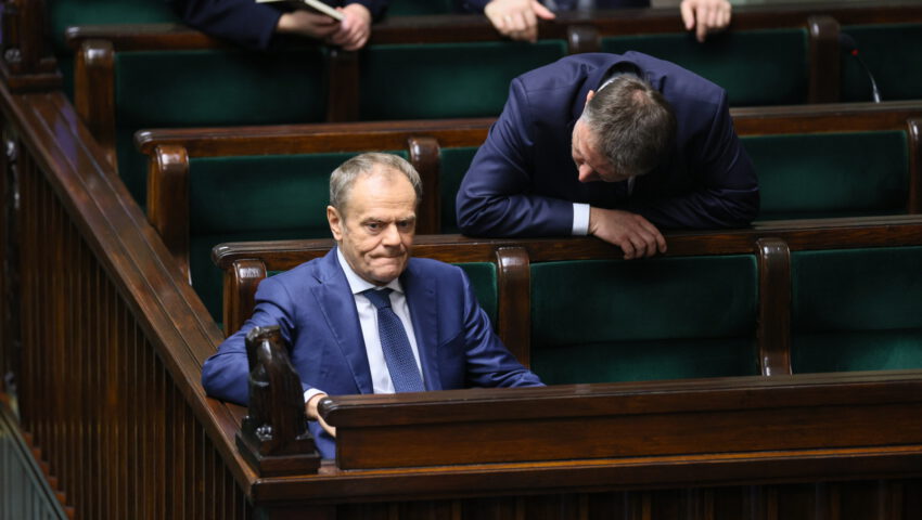 Tusk zarzucił Mateuszowi Morawieckiemu zdradę. Ostra odpowiedź byłego premiera