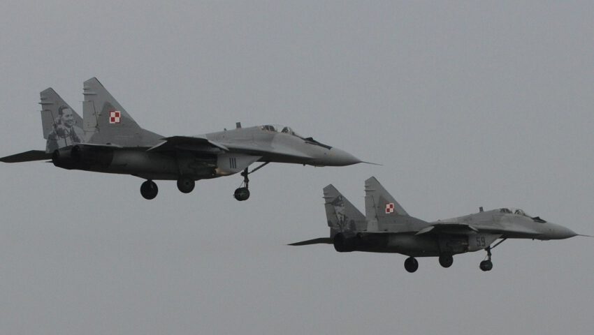 Atak rakietowy na Ukrainę. Polska poderwała myśliwce