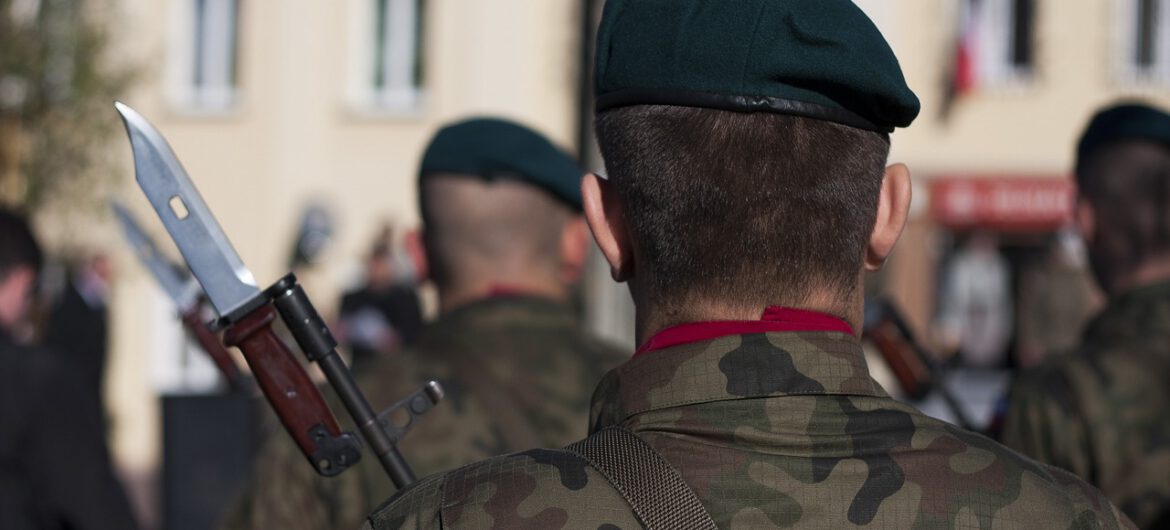 Incydent na wojskowym poligonie. Uszkodzono budynek