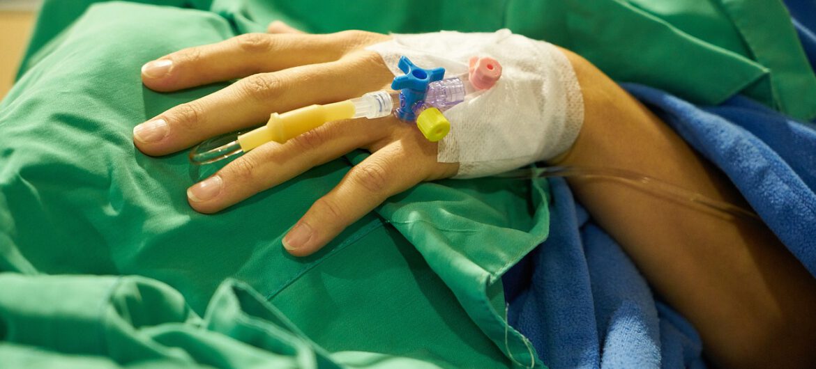 Umierający na raka dostał nową nerkę. Przekazała mu ją obca osoba