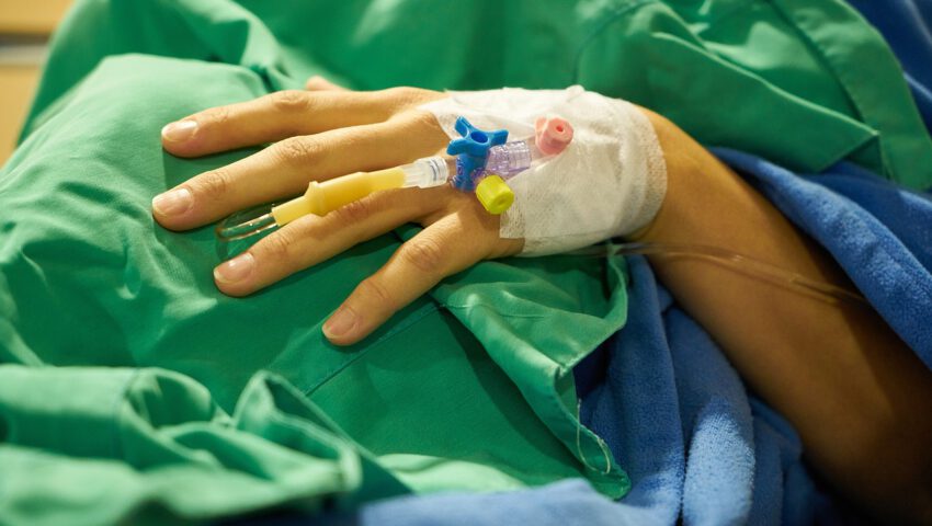 Umierający na raka dostał nową nerkę. Przekazała mu ją obca osoba
