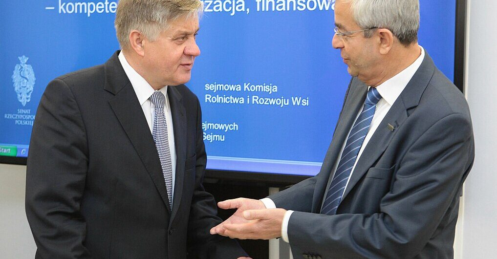 Jarosław Kaczyński zawiesił europosła PiS