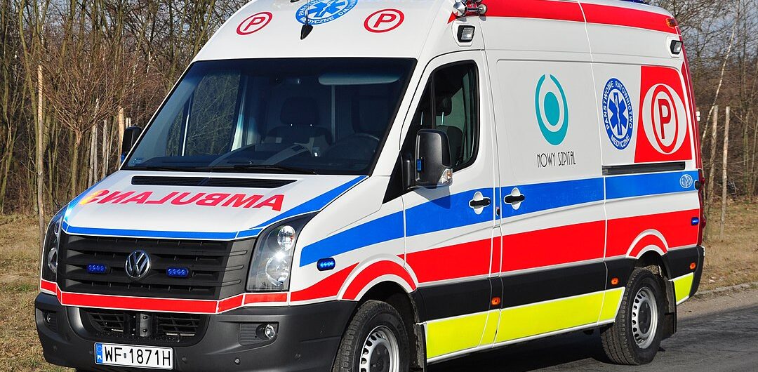 Wypadek lubelskiej karetki. Osiem osób odniosło obrażenia