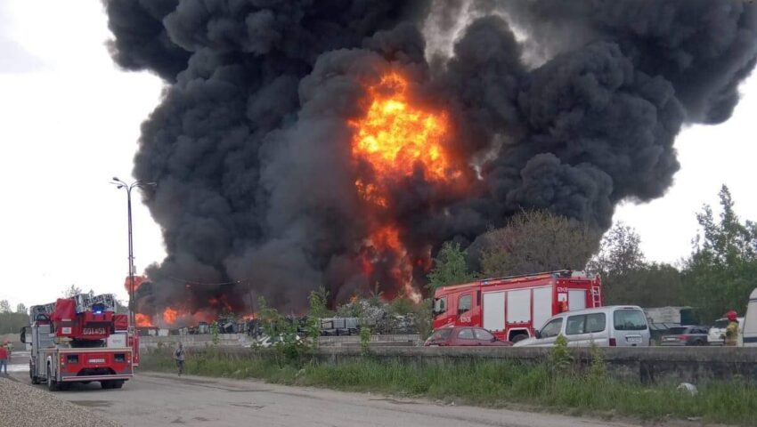 Pilne! Ogromny pożar składowiska z niebezpiecznymi odpadami