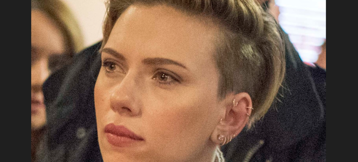 Scarlett Johansson twierdzi, że twórcy ChatGPT ukradli jej głos