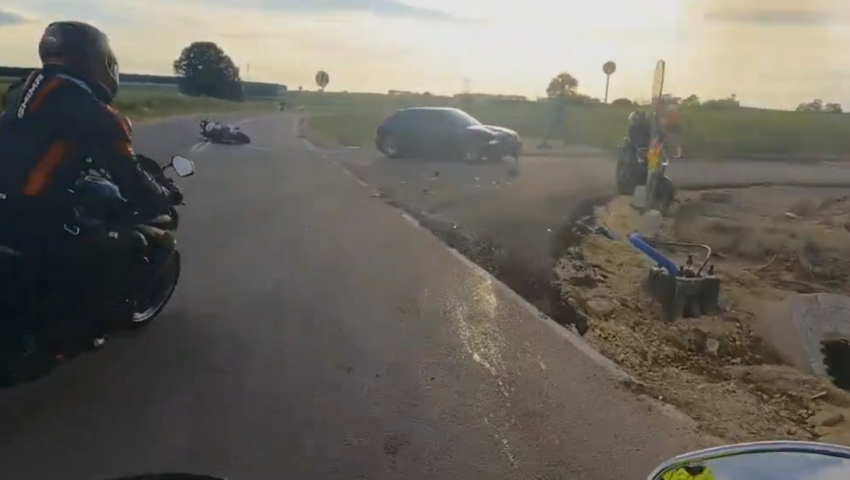 Szokujące nagranie. Pijany kierowca potrącił motocyklistę, jego koledzy ruszyli w pościg
