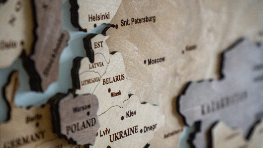 Rowy przeciwczołgowe przy granicy z Rosją. Armia rozpoczęła prace