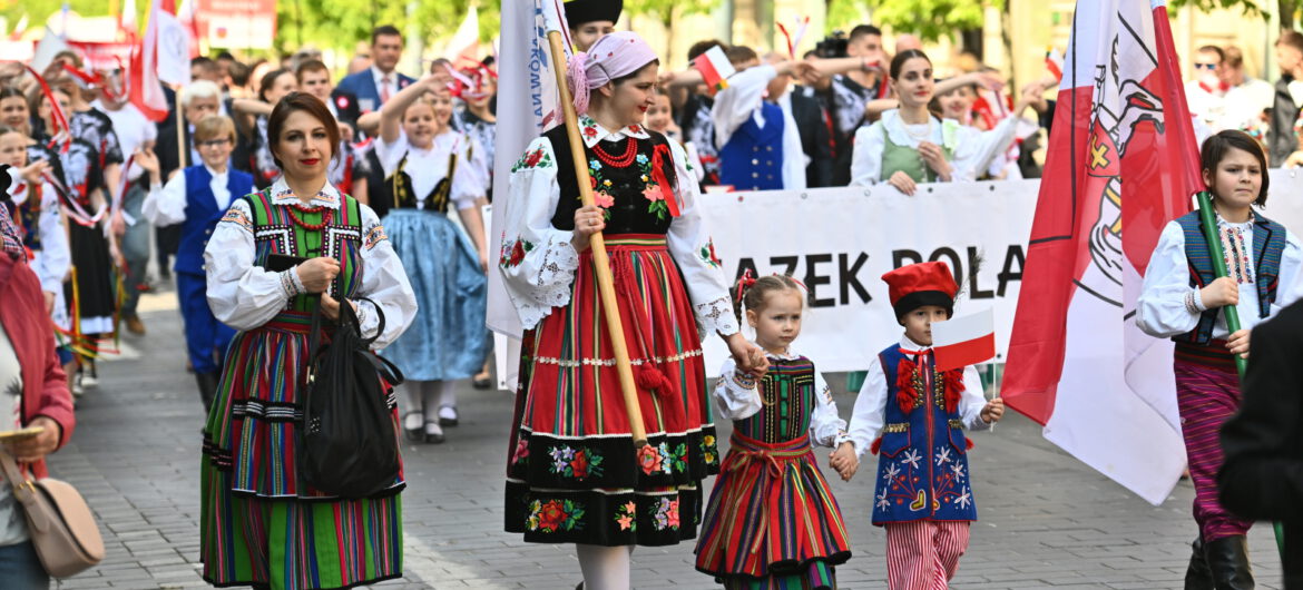 Wielotysięczna „Parada Polskości” przeszła ulicami Wilna