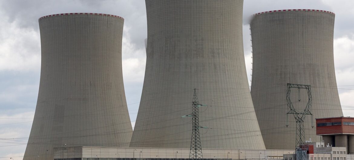To się nie dzieje… Minister przyznała, że polska elektrownia atomowa dużej mocy powstanie za… 20 lat!