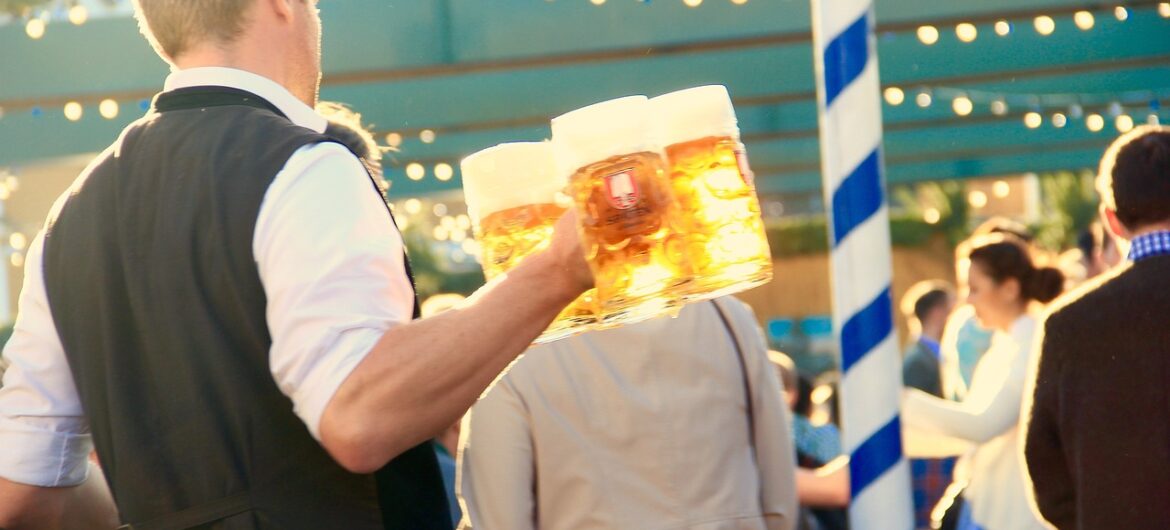 Na Oktoberfest zakazano śpiewania popularnej piosenki. Uznano, że jest rasistowska