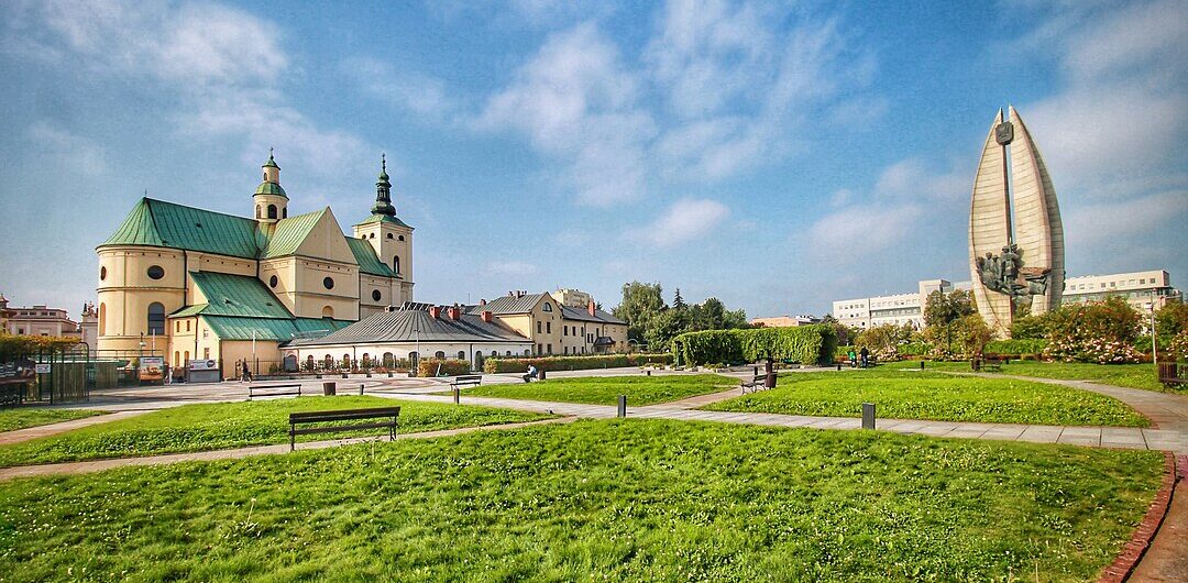 Symbol Rzeszowa ma kłopoty. Słynny pomnik trafił w ręce stowarzyszenia, które postulowało jego wyburzenie