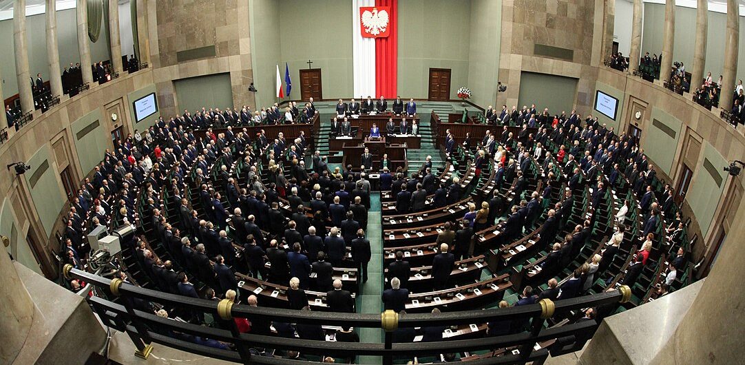 W Sejmie nastąpią zmiany. Kto zastąpi nowych europosłów?
