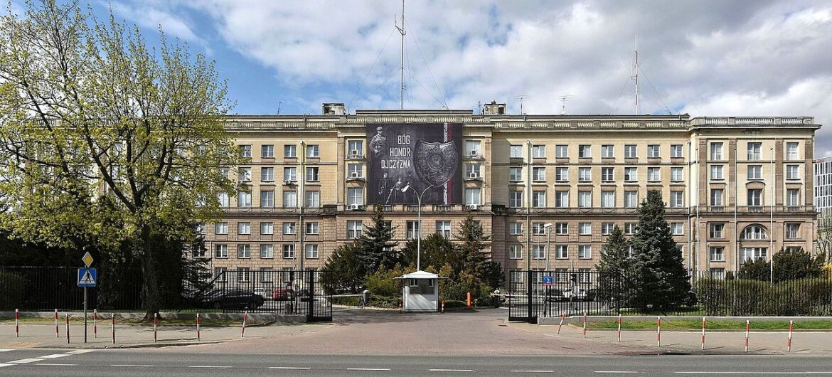 ABW zatrzymała białoruskiego zawodnika MMA. Jest podejrzewany o podpalenia