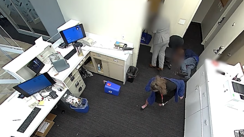 Snajper zastrzelił mężczyznę, który napadł na bank i groził bombą. Policja opublikowała szokujące nagranie