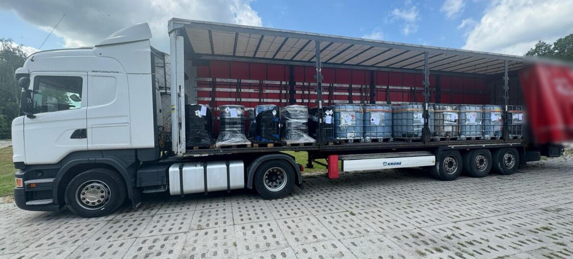 Biologiczna bomba na Pomorzu. Kilkanaście ton niebezpiecznych odpadów na nielegalnym składowisku