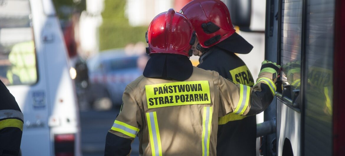 Eksplozja samochodu w Zielonej Górze. Kierowca zginął