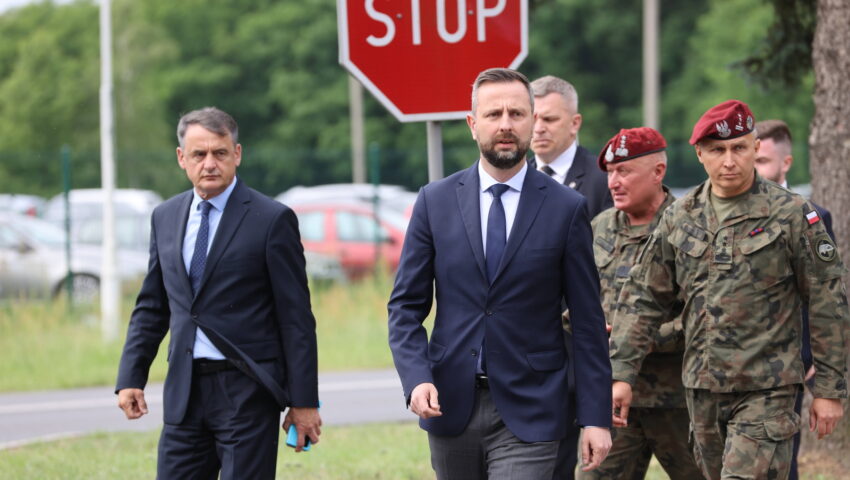 Rząd chce radykalnie ciąć wydatki na armię? Burza po ujawnieniu dokumentu
