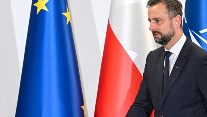 Użycie broni nie będzie przestępstwem. Szef MON przygotował zmiany