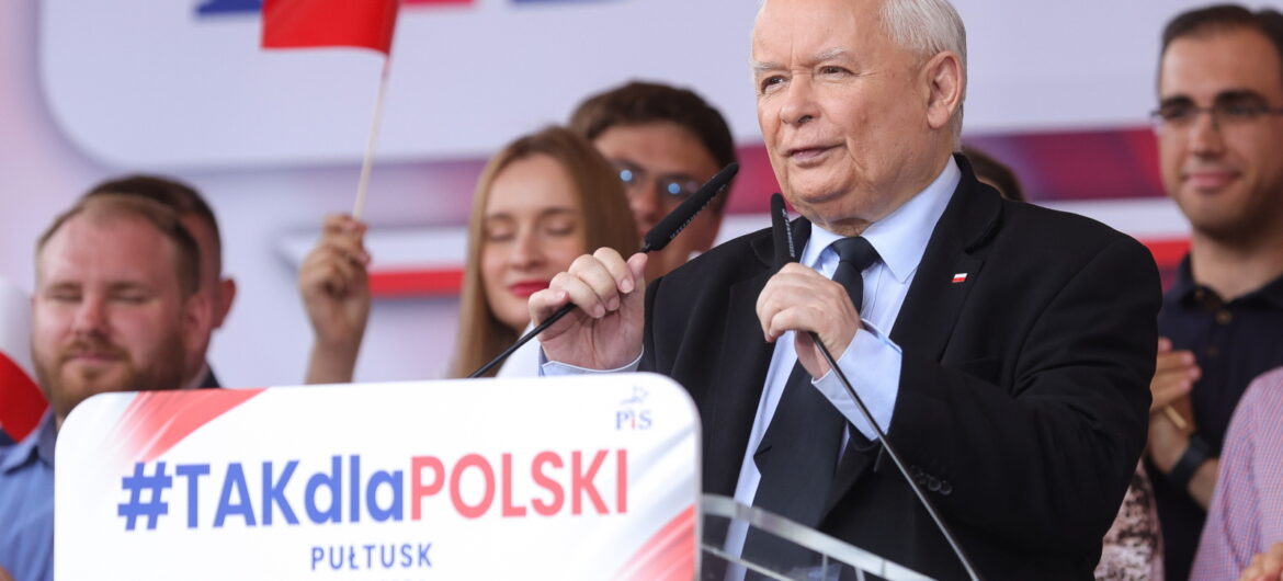 Jarosław Kaczyński: będziemy zbierać podpisy pod żądaniem referendum ws. wypowiedzenia paktu migracyjnego