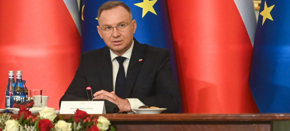 Prezydent Duda ostro o blokowaniu budowy CPK: to “zdrada stanu”