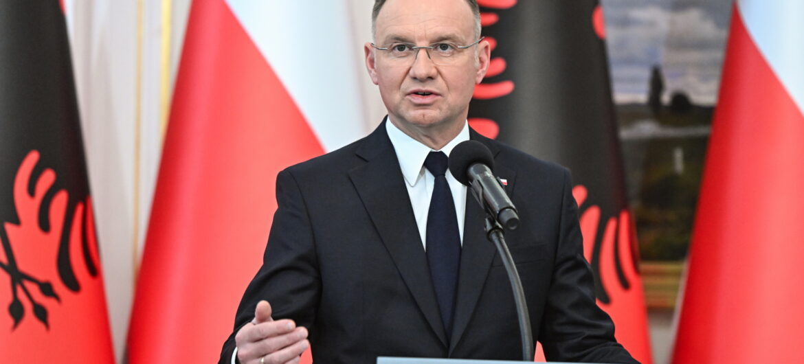 Prezydent odpowiada premierowi ws. reparacji. „Ja się nie godzę”