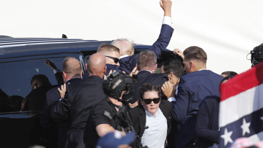 To zdjęcie Donalda Trumpa po zamachu przejdzie do historii