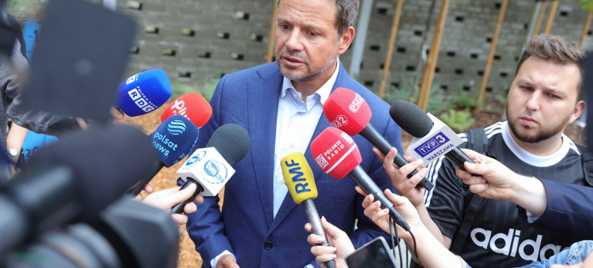 Trzaskowski kłamie bez mrugnięcia okiem: “Campus Polska to miejsce, gdzie nigdy nie była uprawiana polityka partyjna”
