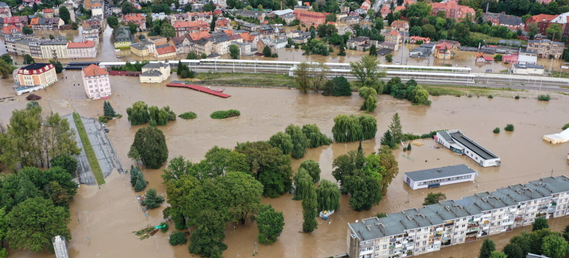 Tauron odniósł się do zarzutów o niekontrolowany zrzut wody z elektrowni Lubachów