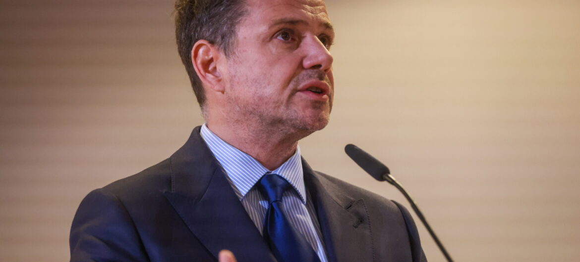 Trzaskowski nie wypowie umowy najmu Ostatniemu Pokoleniu