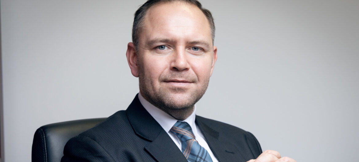 “Zamiast chleba, który jest coraz droższy, mamy igrzyska”. Karol Nawrocki skomentował działania wobec Z. Ziobry