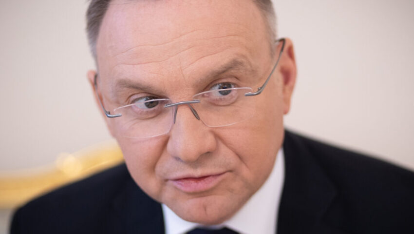 “Z takimi ludźmi do piwa się nie siada”. Prezydent Duda skomentował piwo Mentzena z Trzaskowskim i Sikorskim