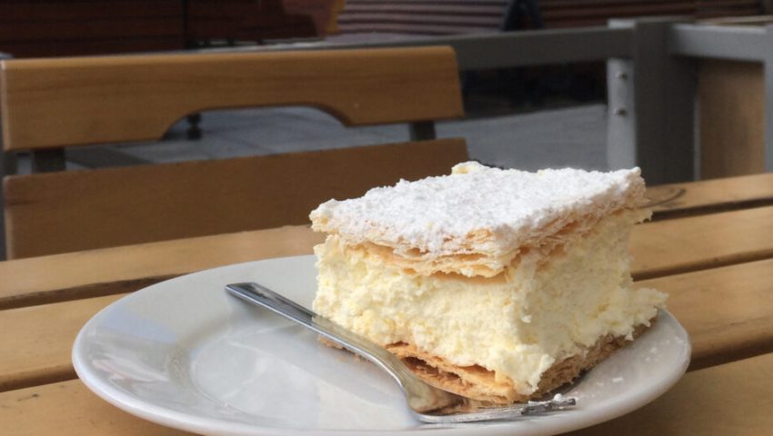 Powstaje nowy “szlak papieski”. Zamiast kremówek – ciasto gruszkowe